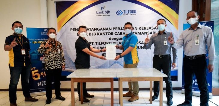 KERJASAMA: bank bjb menjalin kesepakatan kerja sama kredit dengan pengembang properti PT Tilford Pilar Santosa untuk proyek Wangsa Pilar Cinunuk, Kabupaten Bandung, Jawa Barat. (foto : IST)