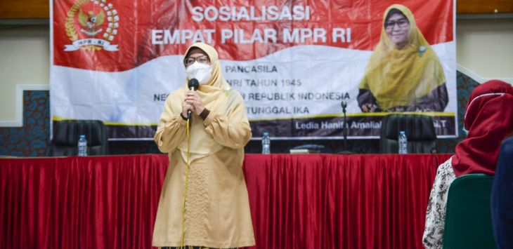 ACARA : Anggota MPR RI, Ledia Hanifa Amaliah pada salah satu acara(foto:Captions)