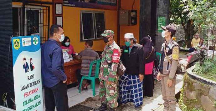 VAKSINASI: Vaksinasi khusus lansia mulai dilakukan di sejumlah puskesmas yang ada di setiap kecamatan di Kabupaten Bogor. (foto: IST)