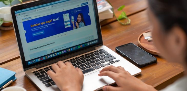MENGAKSES: Para pencari kerja serta pelaku UMKM memerlukan pelatihan lebih lanjut untuk meningkatkan kompetensi agar mampu bangkit seiring dengan pulihnya ekonomi setelah pandemi dalam 2 tahun ini. (ist)