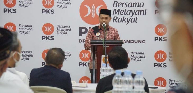 DPD PKS Kota Bandung gandeng 15 orang profesional untuk menjadi dewan pakar. (ist)