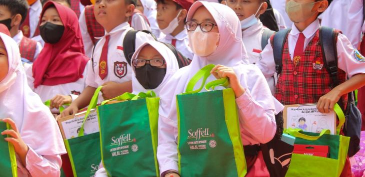 Enesis Edukasi PSN 3M Plus kepada sejumlah pelajar di Bandung.
