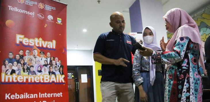 WEBINAR: Telkomsel Gelar Awarding InternetBAIK Heroes dan Webinar Kesehatan Mental Keluarga di Era Digital. (ist)