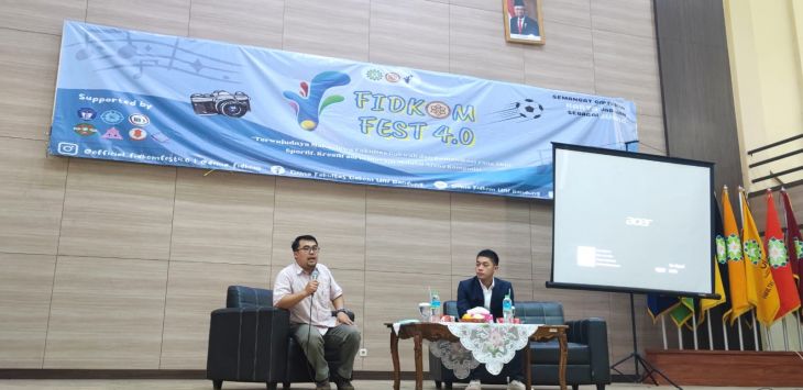 M Rasyid Rajasa menjadi narasumber Seminar Nasional dengan tema Revitalisasi Peran Mahasiswa Islam Dalam Kehidupan Bernegara Demi Terwujudnya Indonesia Emas di UIN SGD Bandung, Senin (5122022).