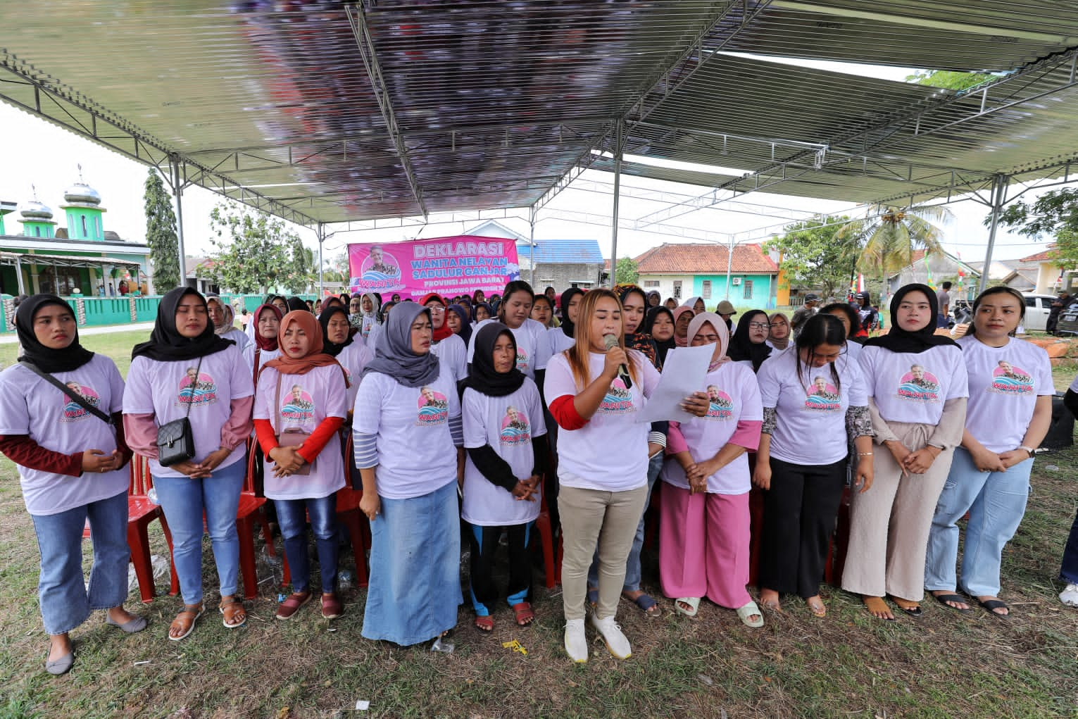 Perkuat Dukungan Wanita Nelayan Ganjar Beri Pelatihan Pengolahan Bakso