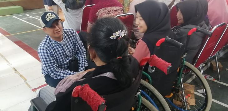 Divisi Sosialisasi, Pendidikan Pemilih, dan Partisipasi Masyarakat Komisi Pemilihan Umum (KPU) Jawa Barat (Jabar) melaksanakan Sosialisasi Pendidikan Pemilu 2024 Segmen Pemilih Disabilitas di SLBN-A Citeureup, Kota Cimahi, Sabtu 16 Desember 2023.