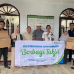 BPJS Ketenagakerjaan Tasikmalaya Gelar Employee Volunteering, Berbagi Takjil Kepada Pengurus Masjid Al Hikmah