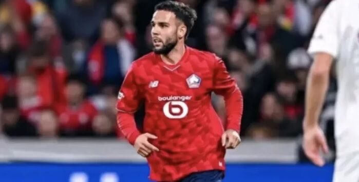 

Calvin Verdonk , Bek kiri Timnas Indonesia itu harus mengalami nasib apes dan tidak menyenangkan sama sekali saat menjalani laga bersama LOSC Lille melawan RC Strasbourg Alsace di Stade de la Meinau, Strasbourg, Minggu (9/11/2025). Foto : Istimewa

