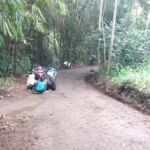 Petani Sindanggalih di Cimanggung Sumedang Keluhkan Jalan Usaha Tani Masih Setapak Tanah