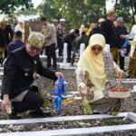 Wakil Bupati Subang dan Forkopimda Ziarah Kubur dan Tabur Bunga di TMP