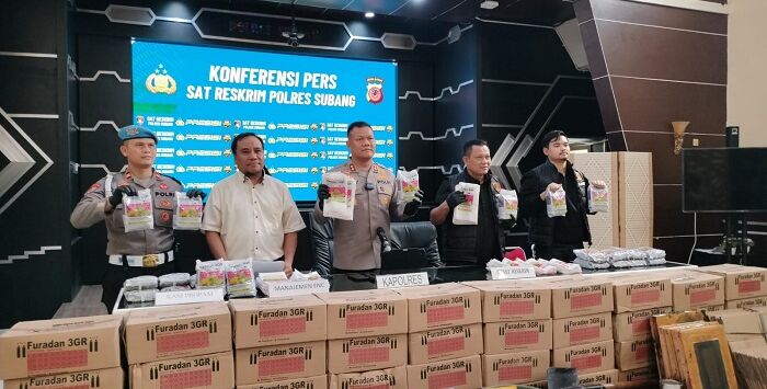 Polres Subang ungkap kasus peredaran pupuk palsu di wilayah Subang. Foto : M.Anwar/Pojok bandung

