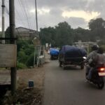 Pulang dalam Gelap: Buruh Bandung Selatan Hadapi Jalan Rusak dan Ancaman Kejahatan