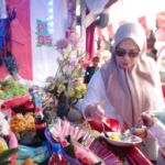 Sembilan Gang Pasar Parakanmuncang Kecamatan Cimanggung, Kabupaten Sumedang Semarak Merah Putih